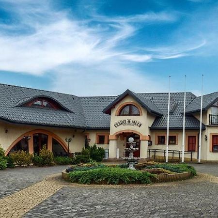 Bed and Breakfast Gosciniec Czarci Mlyn Бендзин Екстер'єр фото